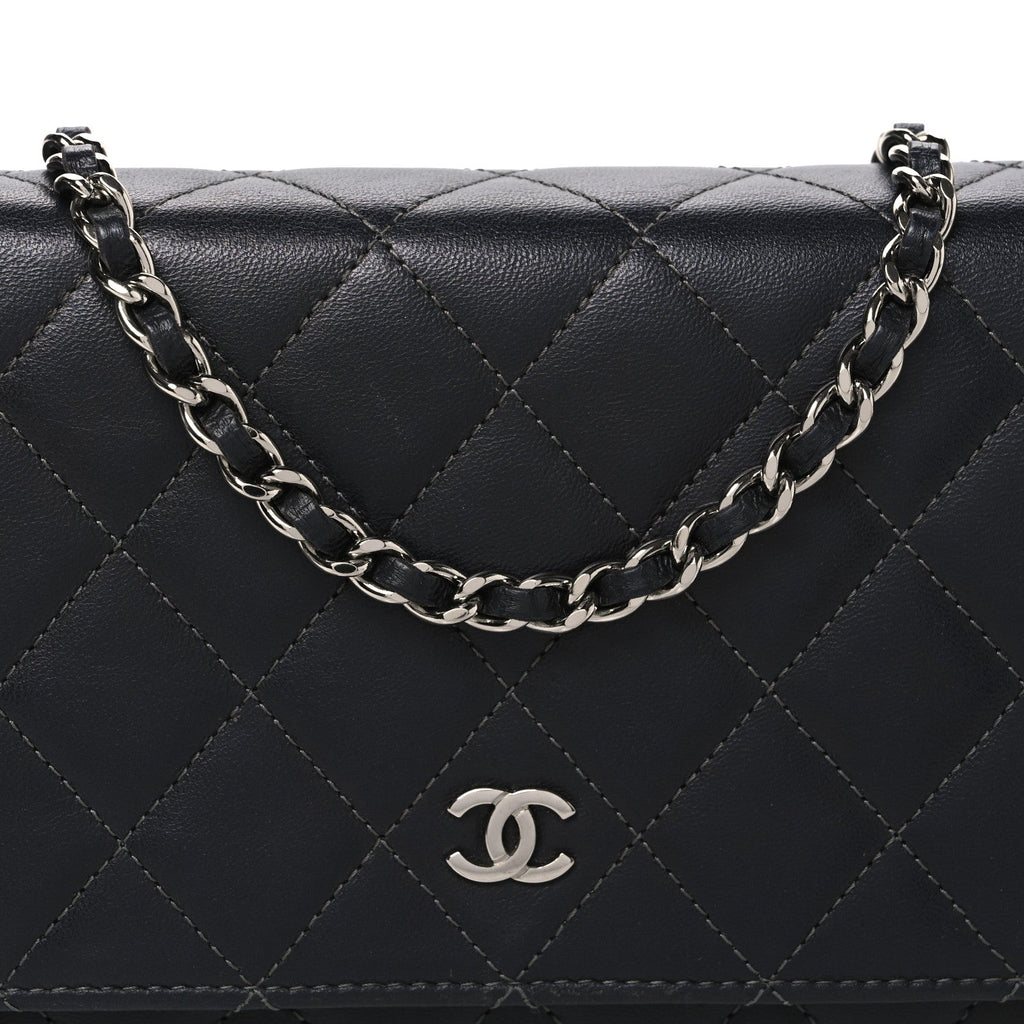 Lambskin Quilted Wallet On Chain WOC Black