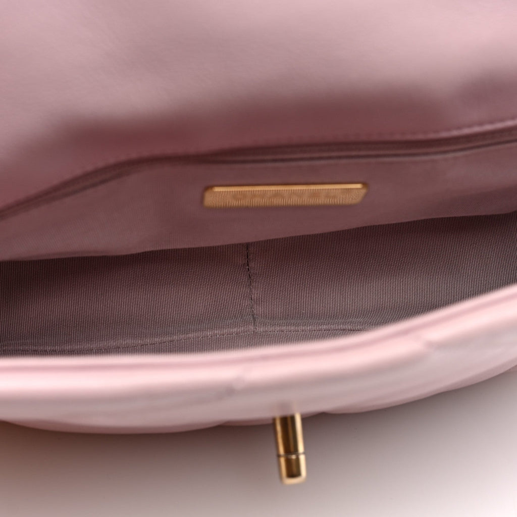 Lambskin Quilted Medium Chanel 19 Flap Light Pink