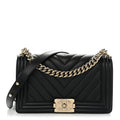 Caviar Chevron Quilted Medium Boy Flap Black