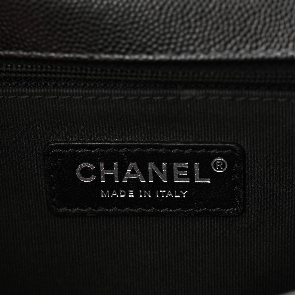 Caviar Quilted New Medium Boy Flap Black