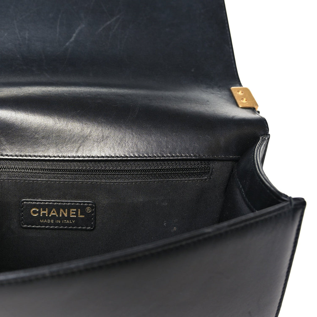 Lambskin Quilted New Medium Boy Flap Black