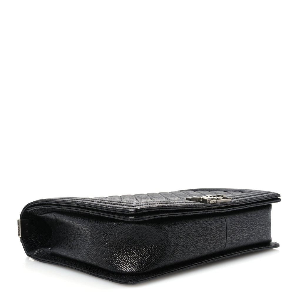 Caviar Quilted Large Boy Flap Black