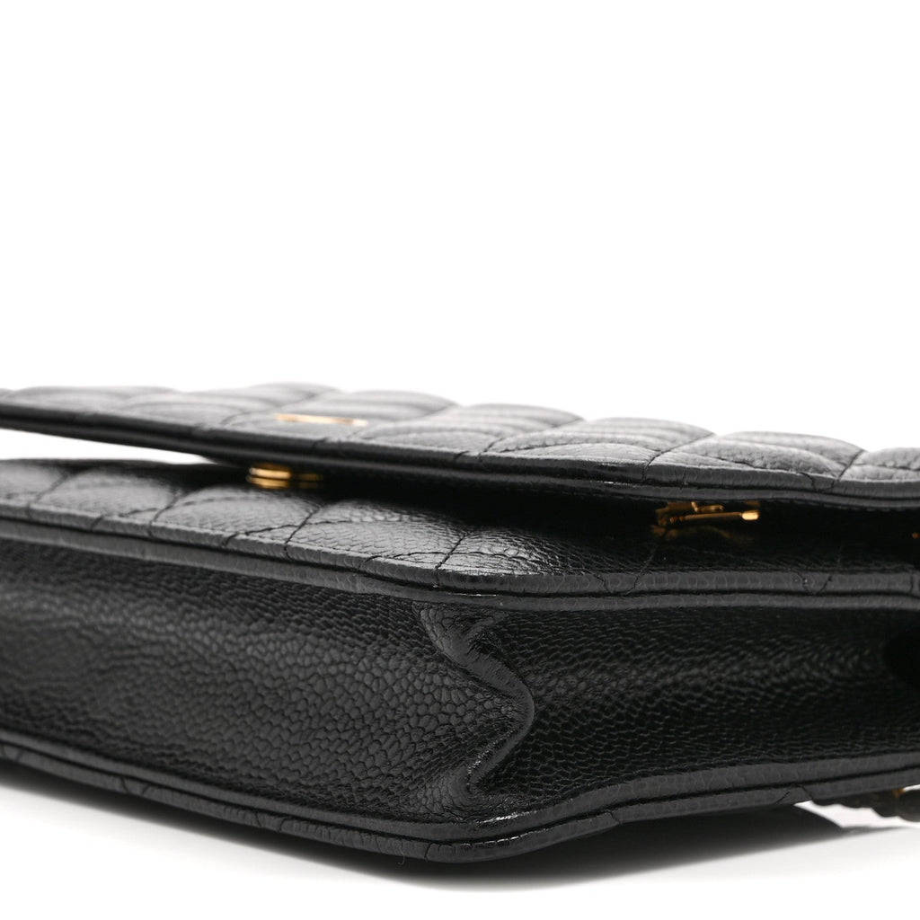 Caviar Quilted Wallet on Chain WOC Black