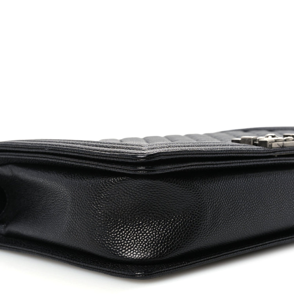 Caviar Quilted Large Boy Flap Black
