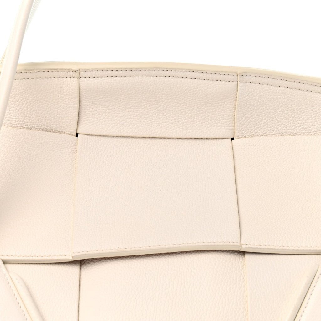 French Calfskin Maxi Intrecciato Medium Arco Bianco