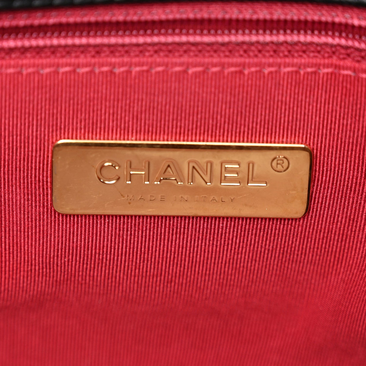Lambskin Quilted Medium Chanel 19 Flap Black