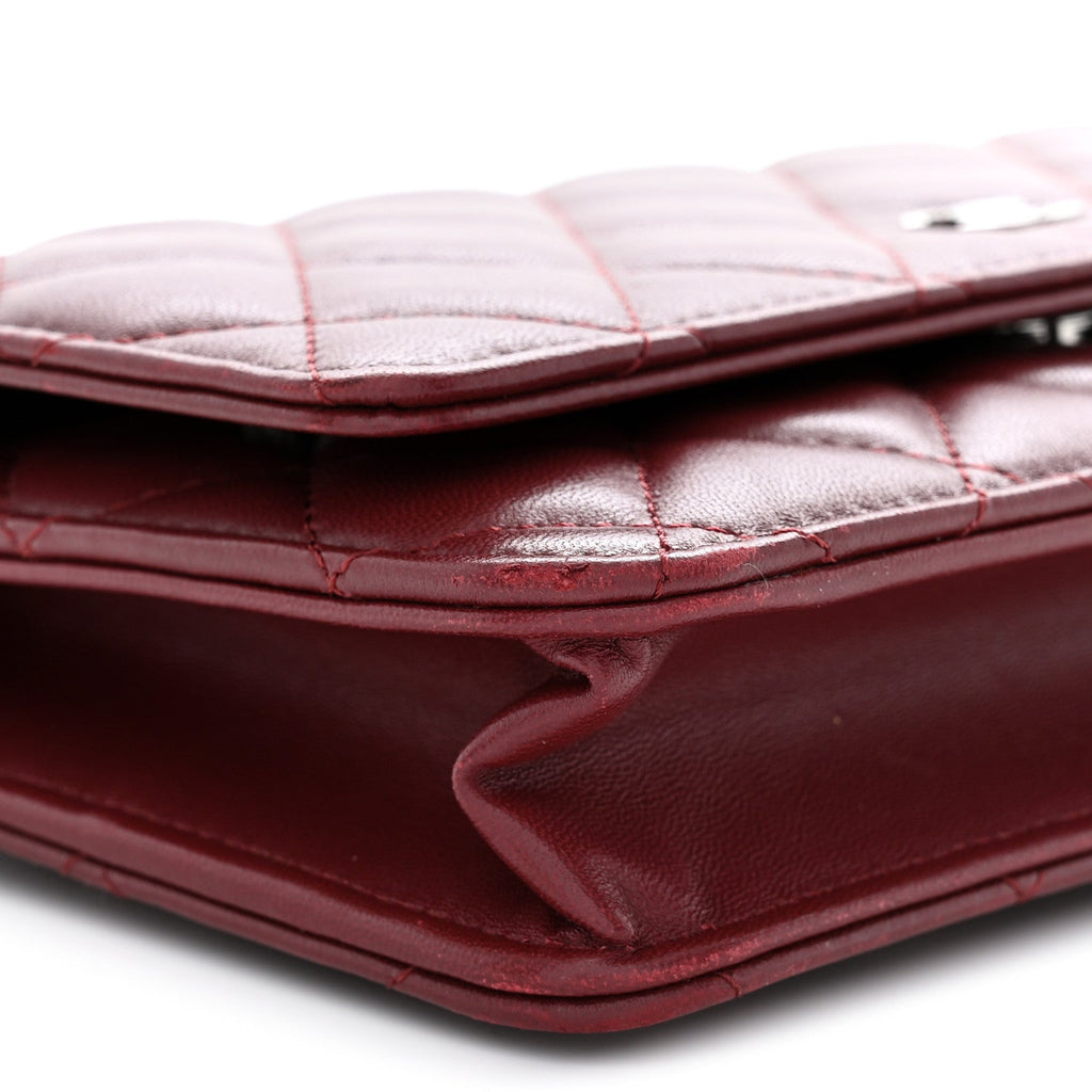Lambskin Quilted Wallet On Chain WOC Burgundy