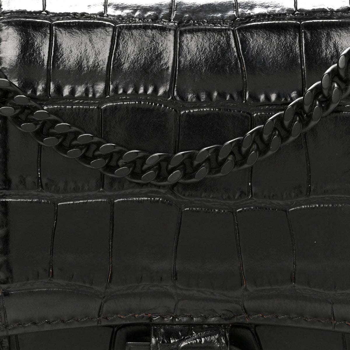 Shiny Calfskin Monochrome Crocodile Embossed Hourglass Chain Bag Black