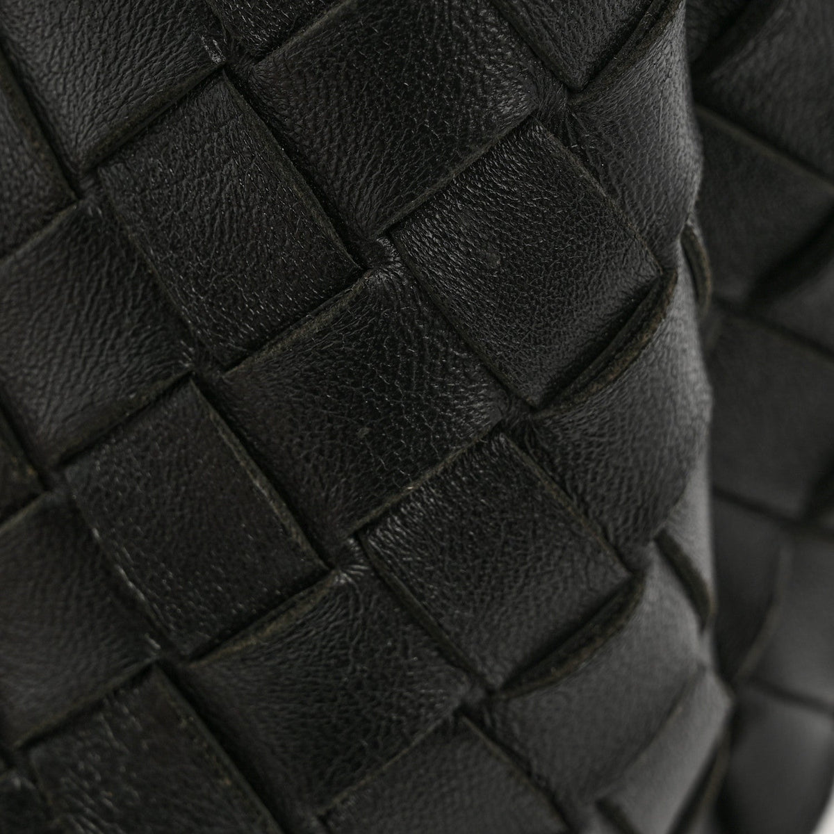 Nappa Intrecciato Medium Andiamo Shoulder Bag Black