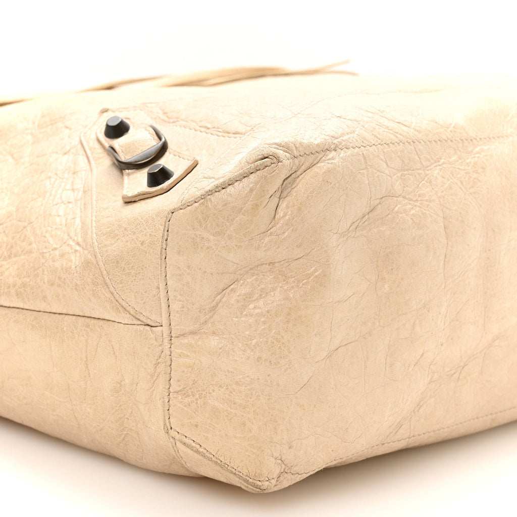 Agneau Classic Hardware Day Hobo Beige