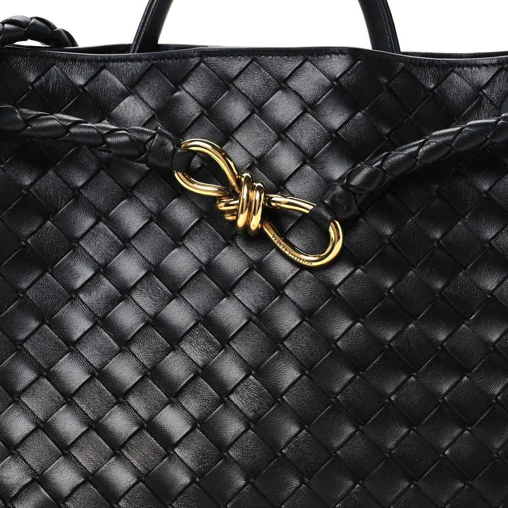 Nappa Intrecciato Medium Andiamo Shoulder Bag Black