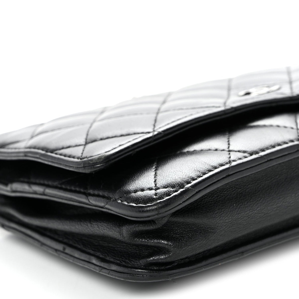 Lambskin Quilted Wallet On Chain WOC Black