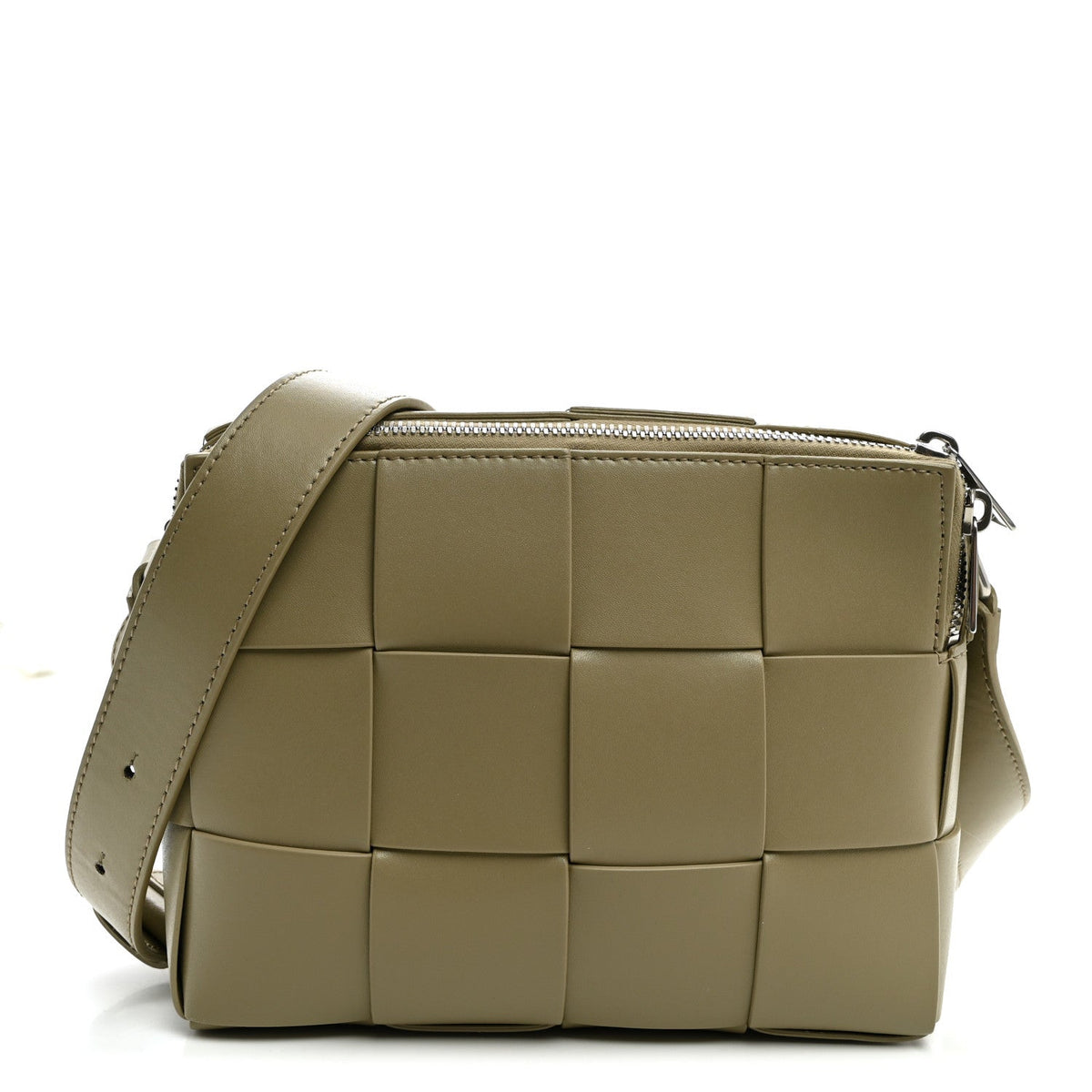 Lambskin Maxi Intrecciato Cassette Camera Bag Travertine