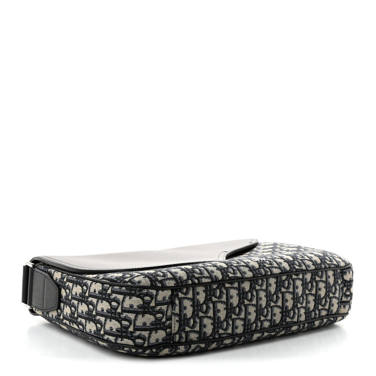 Grained Calfskin Oblique Large Saddle Messenger Black