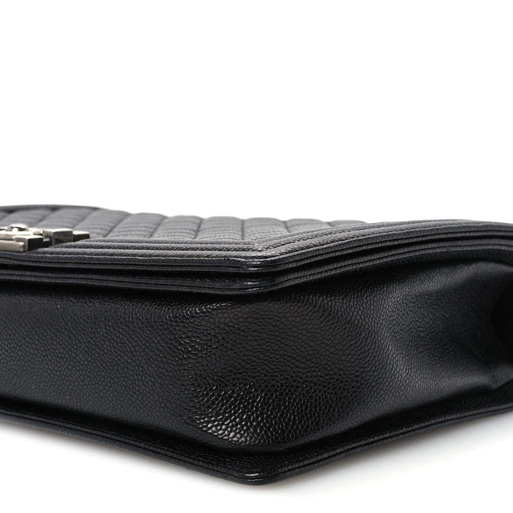 Caviar Quilted Large Boy Flap Black