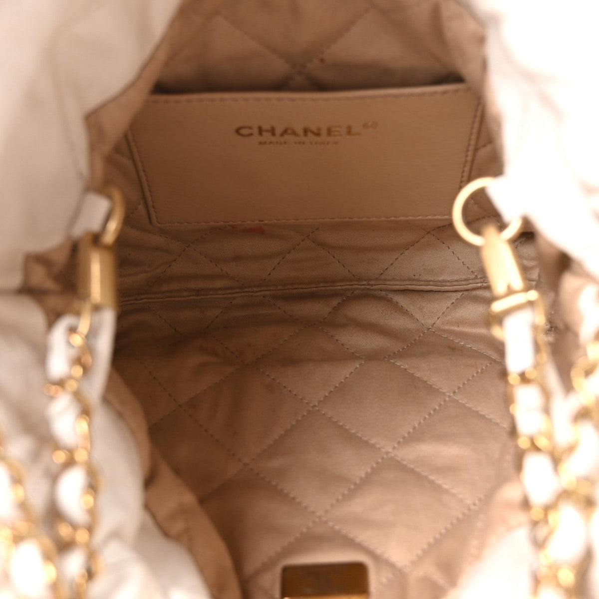 Shiny Calfskin Quilted Mini Chanel 22 White