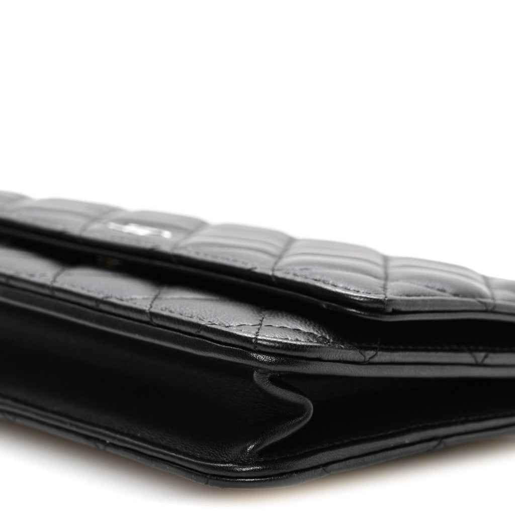 Lambskin Quilted Wallet On Chain WOC Black
