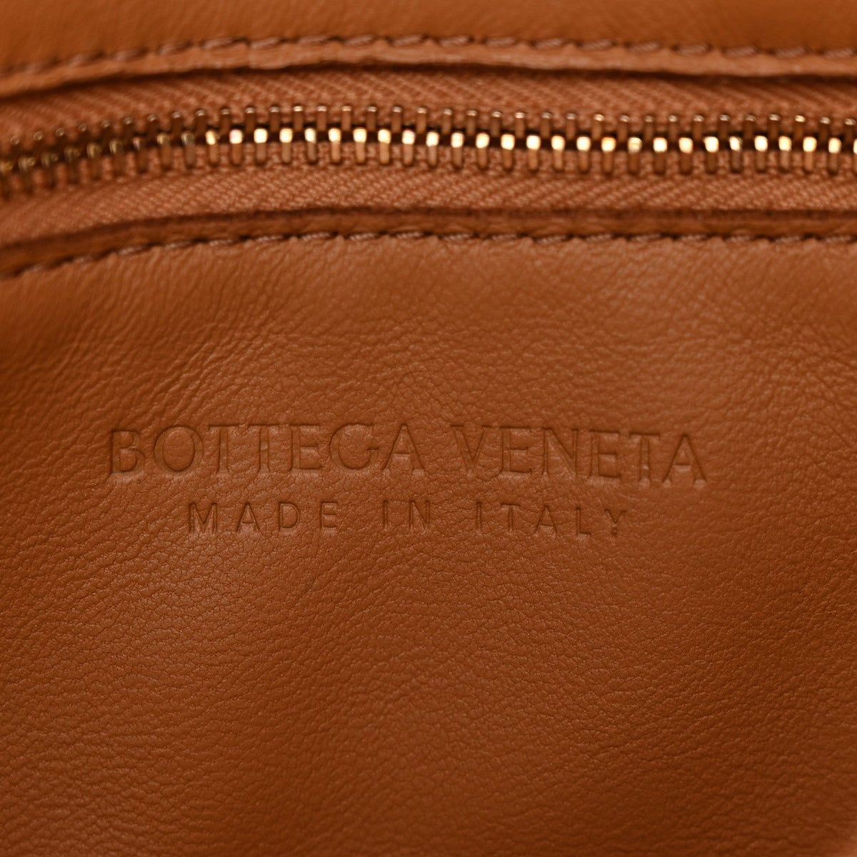 Lambskin Maxi Intrecciato Cassette Crossbody Bag Caramel