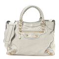 Agneau Giant 12 Gold Hardware Velo Gris Glace
