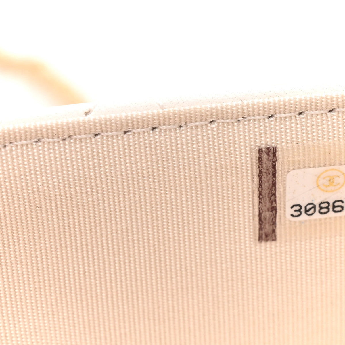 Lambskin Quilted CC Pearl Crush Wallet on Chain WOC White