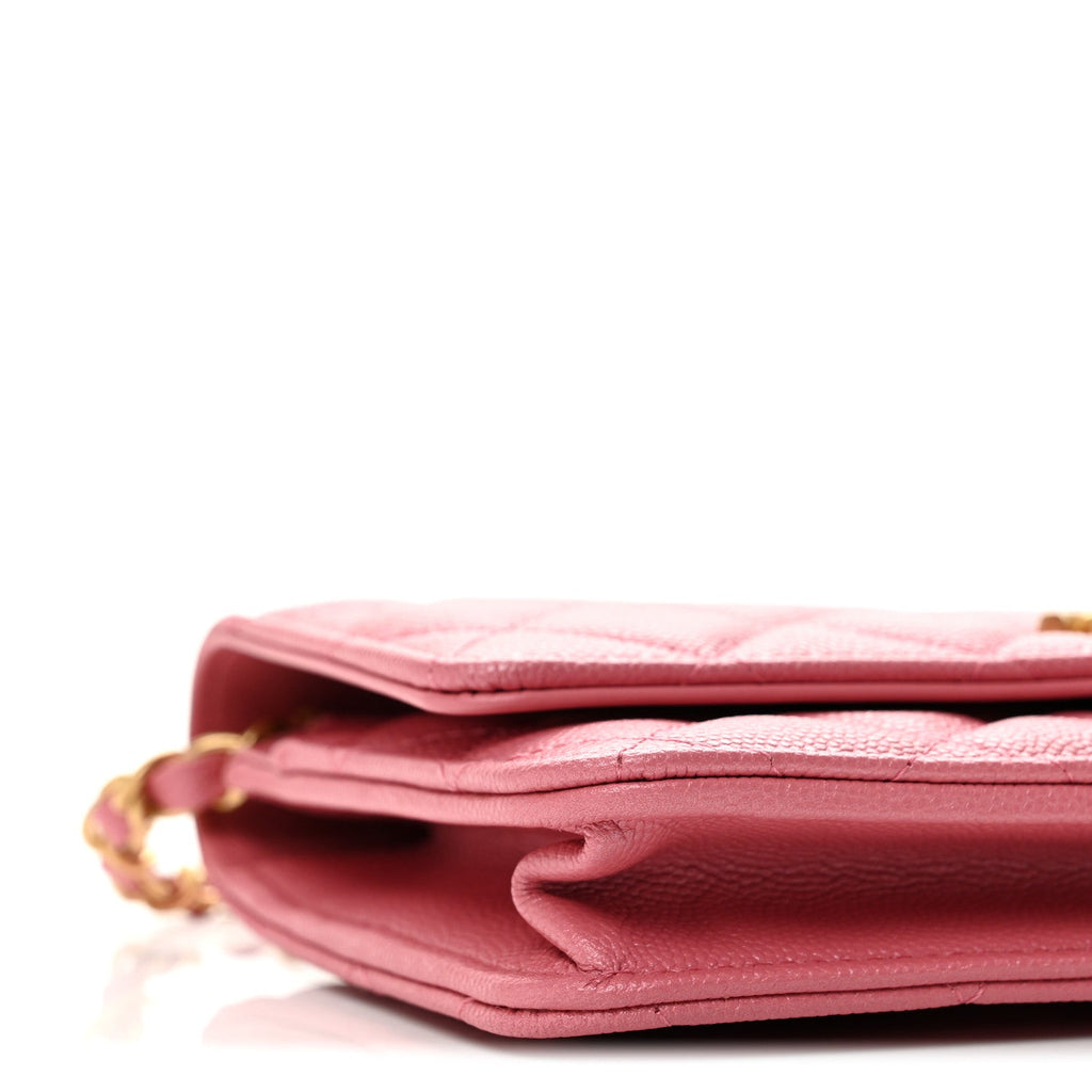 Caviar Quilted CC Turnlock Wallet On Chain WOC Pink