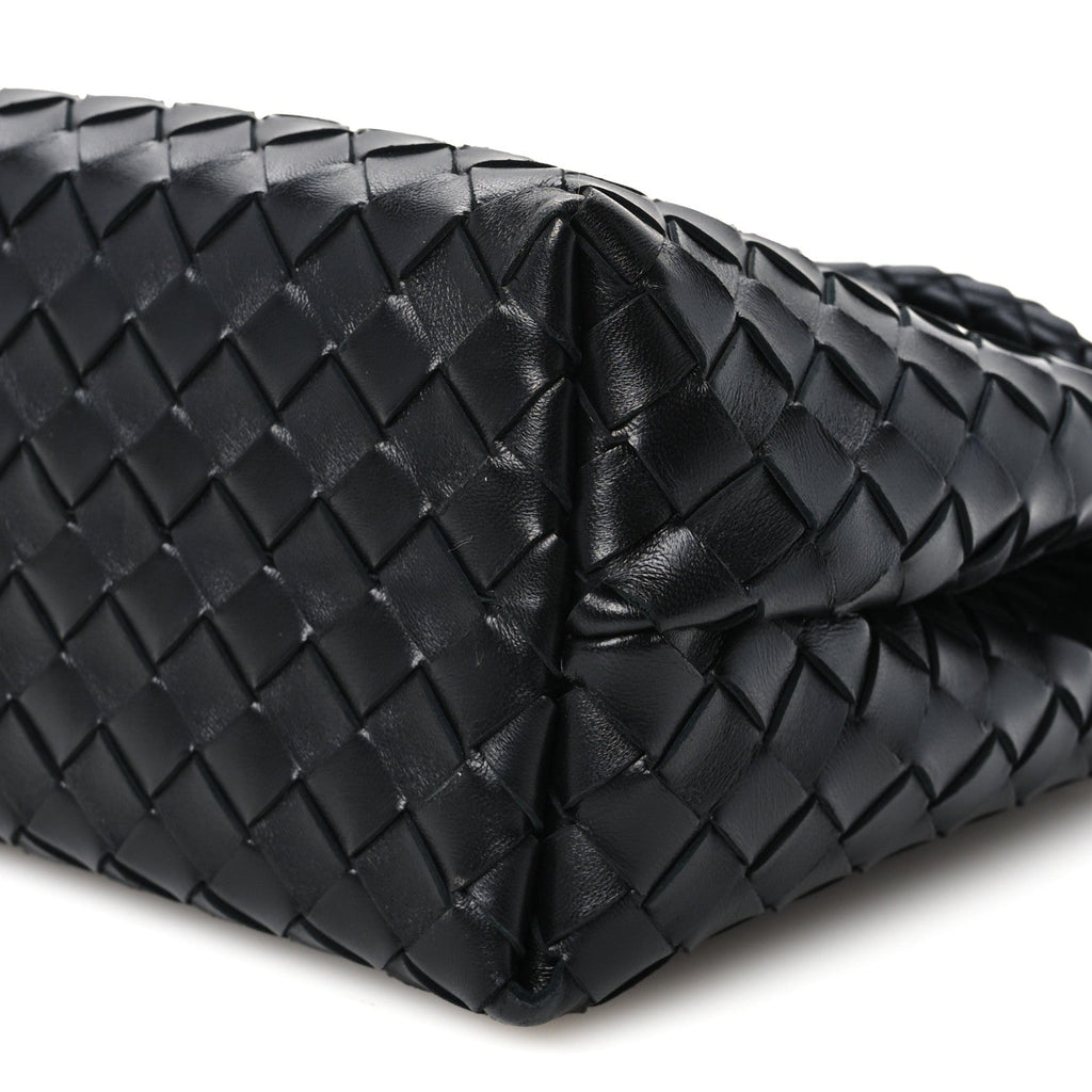 Nappa Intrecciato Medium Andiamo Shoulder Bag Black