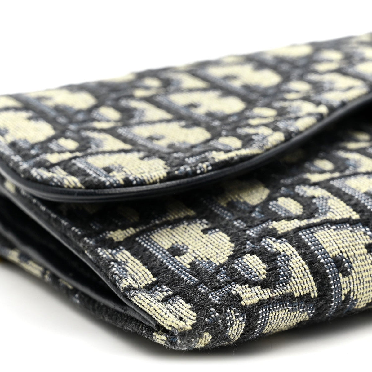 Oblique Saddle Chain Long Wallet Blue