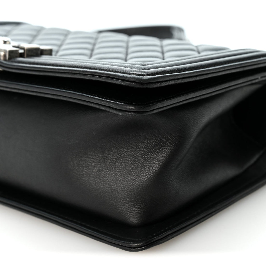 Calfskin Quilted Medium Boy Flap Black
