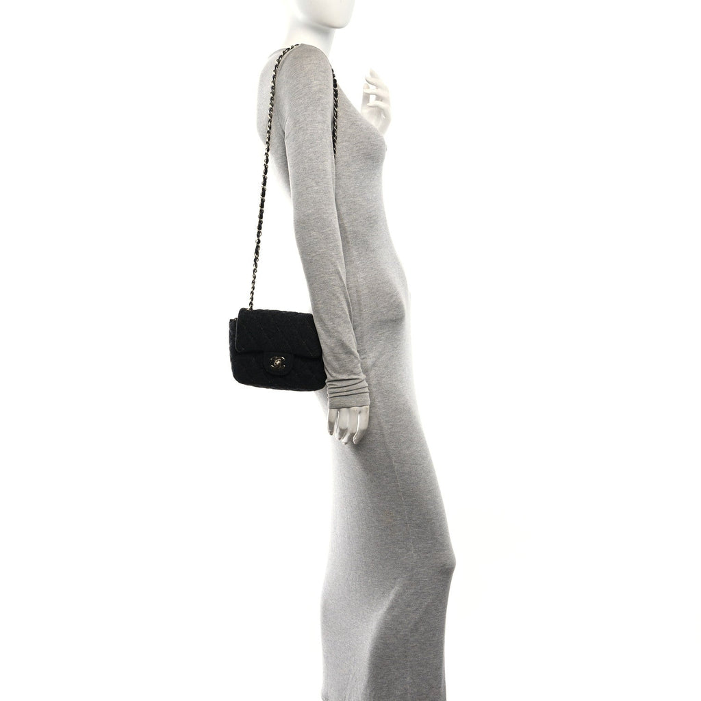 Wool Contrast Stitch Mini Square Flap Charcoal