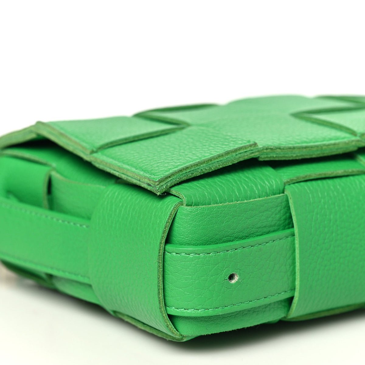 Grained Calfskin Maxi Intrecciato Cassette Crossbody Bag Parakeet