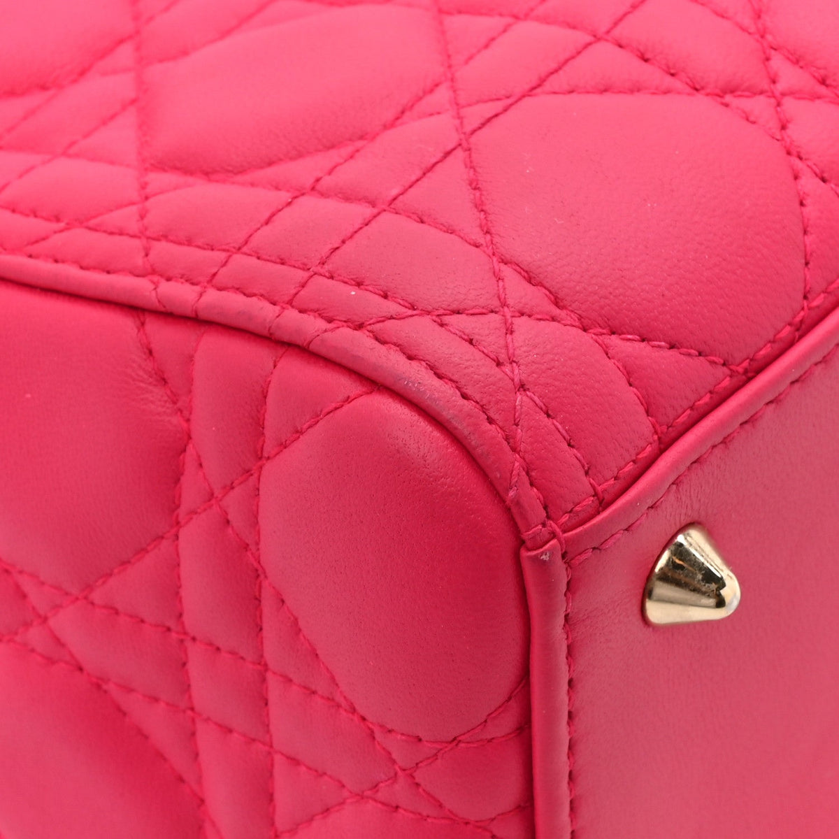 Lambskin Cannage Medium Lady Dior Fuchsia