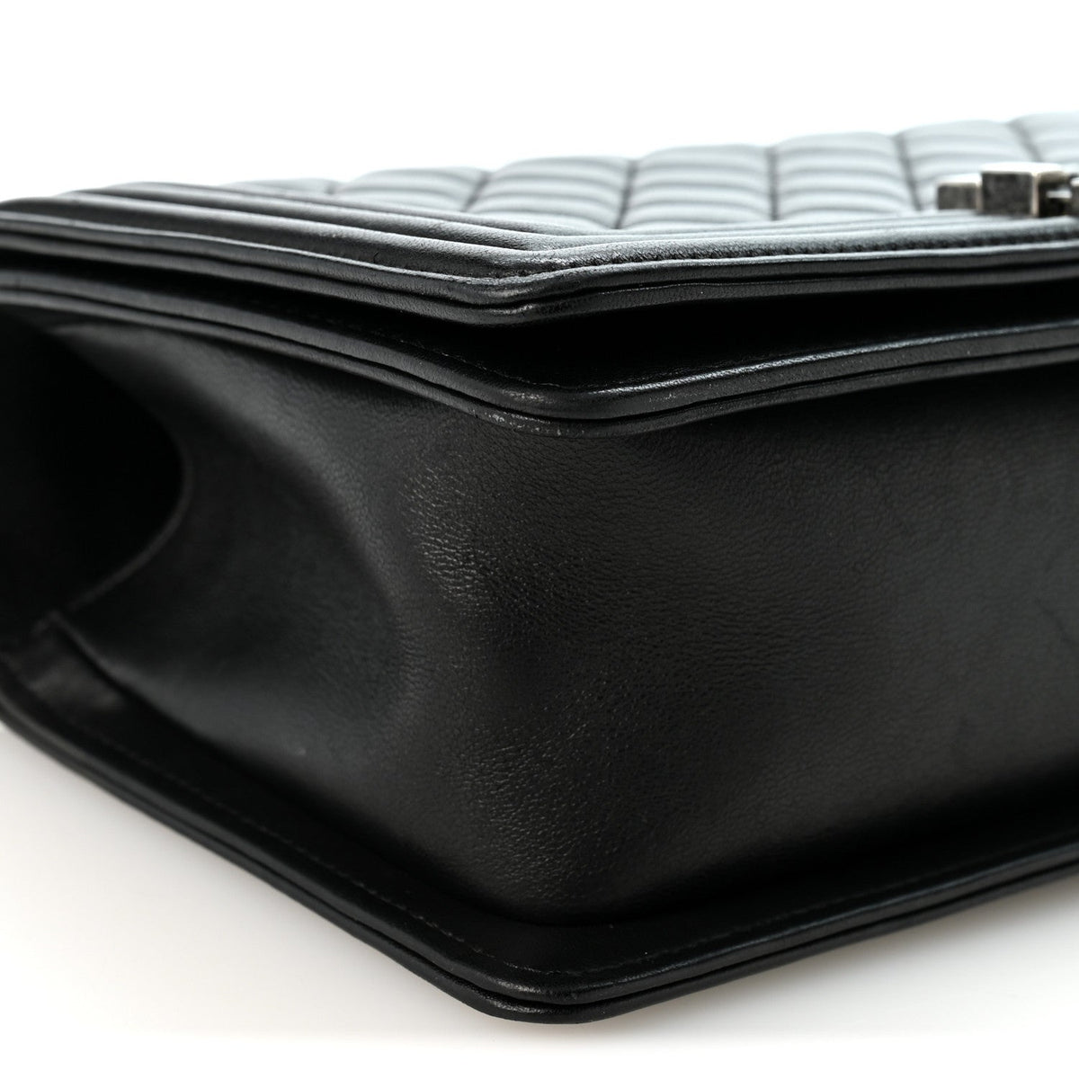 Calfskin Quilted Medium Boy Flap Black