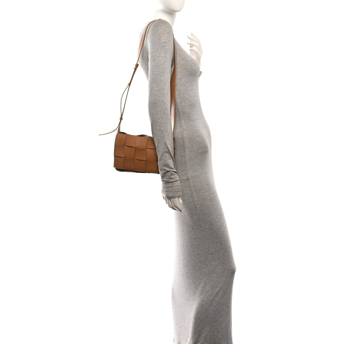 Lambskin Maxi Intrecciato Cassette Crossbody Bag Caramel