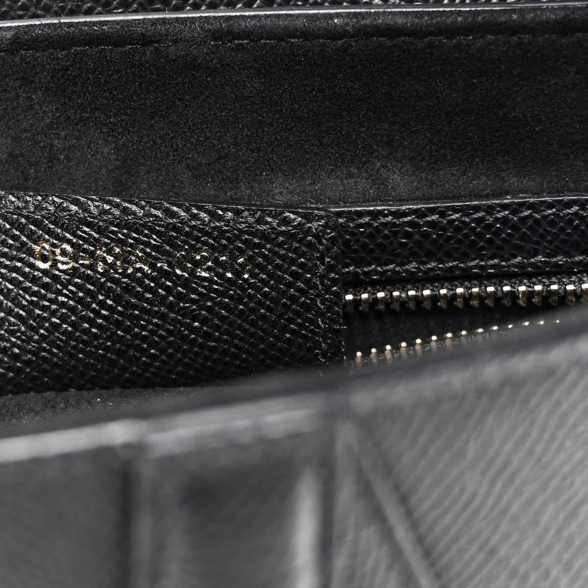 Grained Calfskin Saddle Bag Black