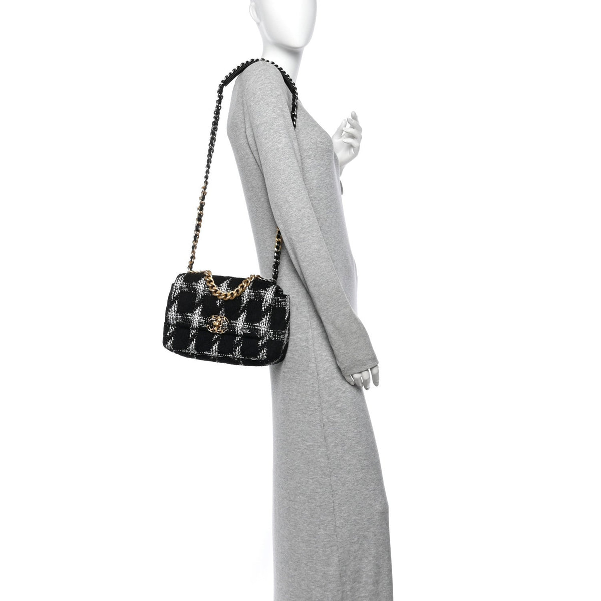 Tweed Quilted Medium Chanel 19 Flap Black White
