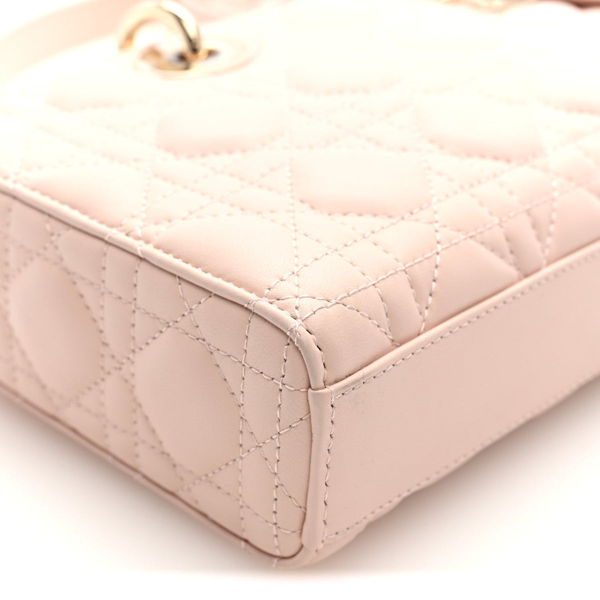 Lambskin Cannage Medium Lady D-Joy Powder Pink