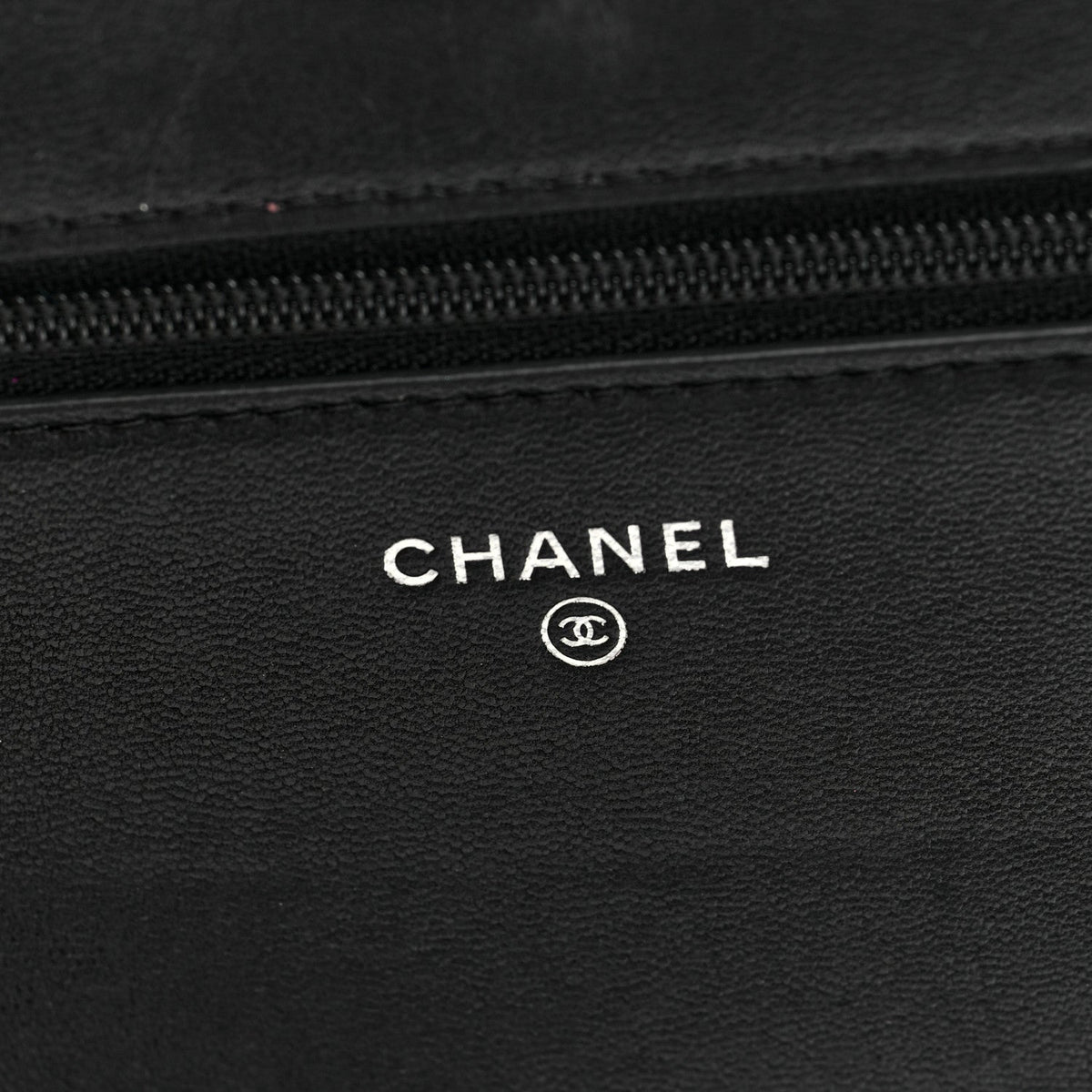 Velvet Mirror Embellished Boy Wallet On Chain WOC Argent