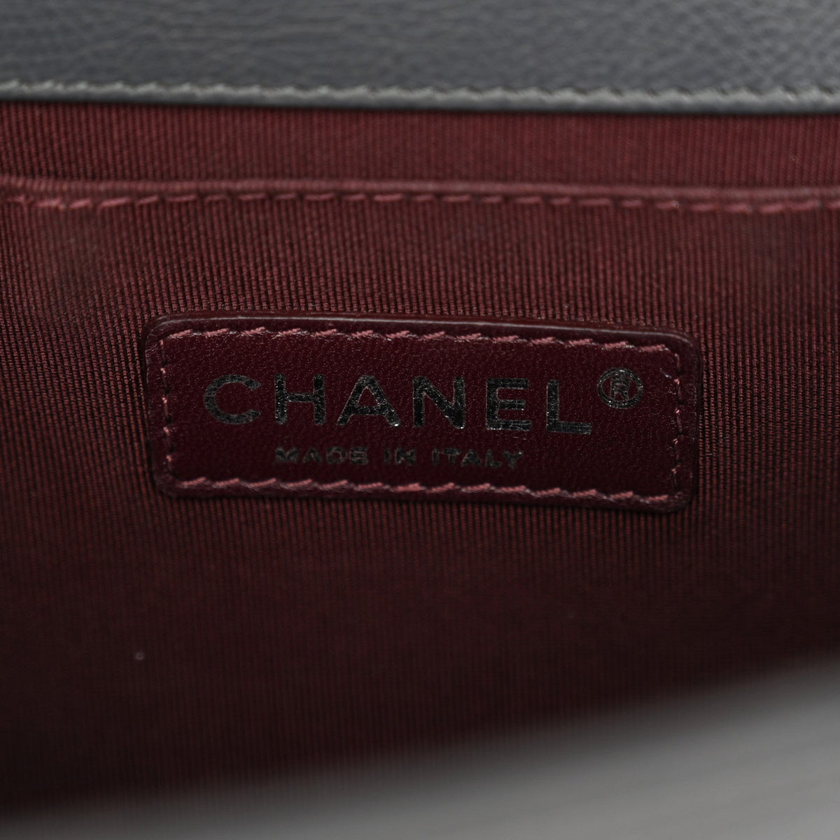 Calfskin Double Stitch Medium Boy Flap Grey