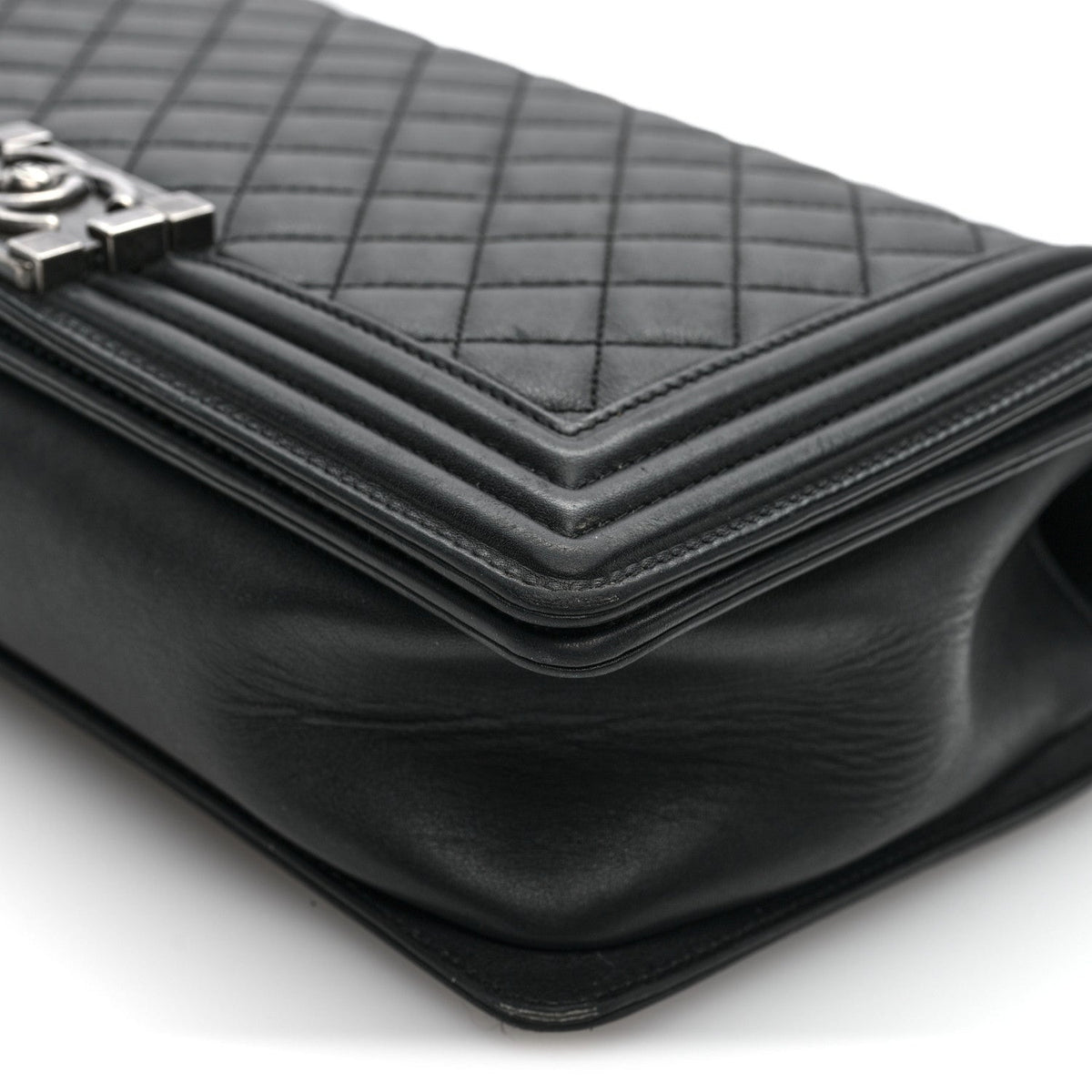 Lambskin Quilted New Medium Boy Flap Black