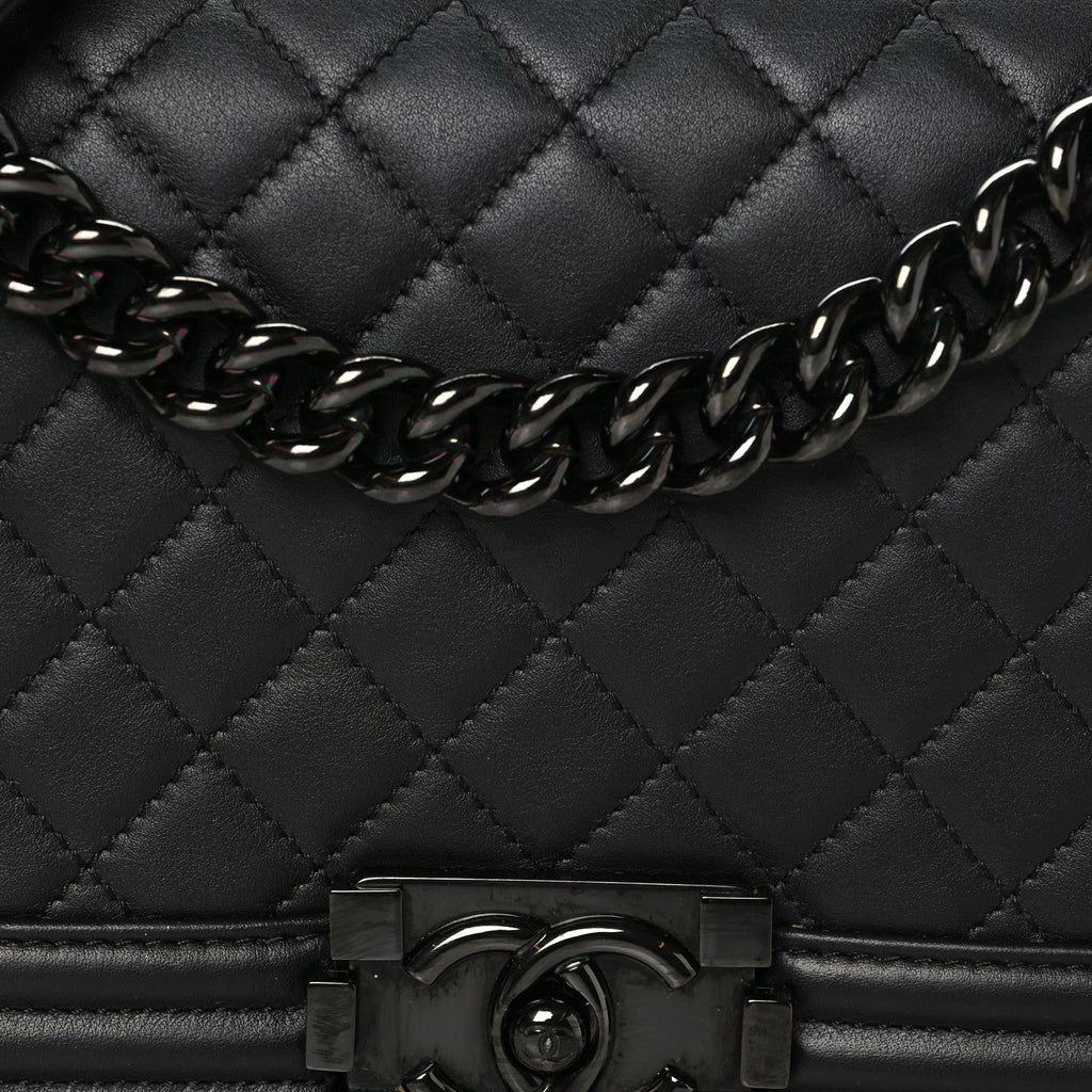 Calfskin Quilted Medium Boy Flap So Black
