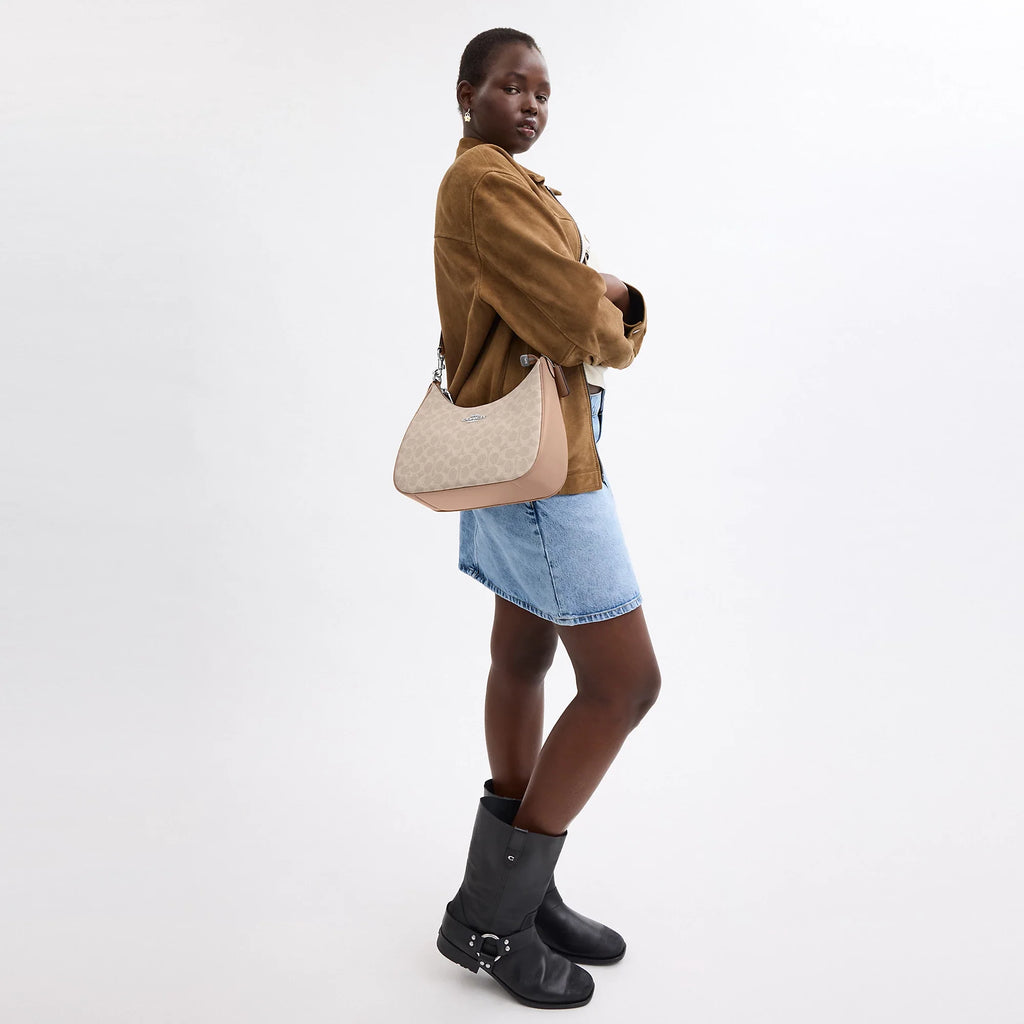Coach Outlet Teri Hobo Bag In Signature Canvas