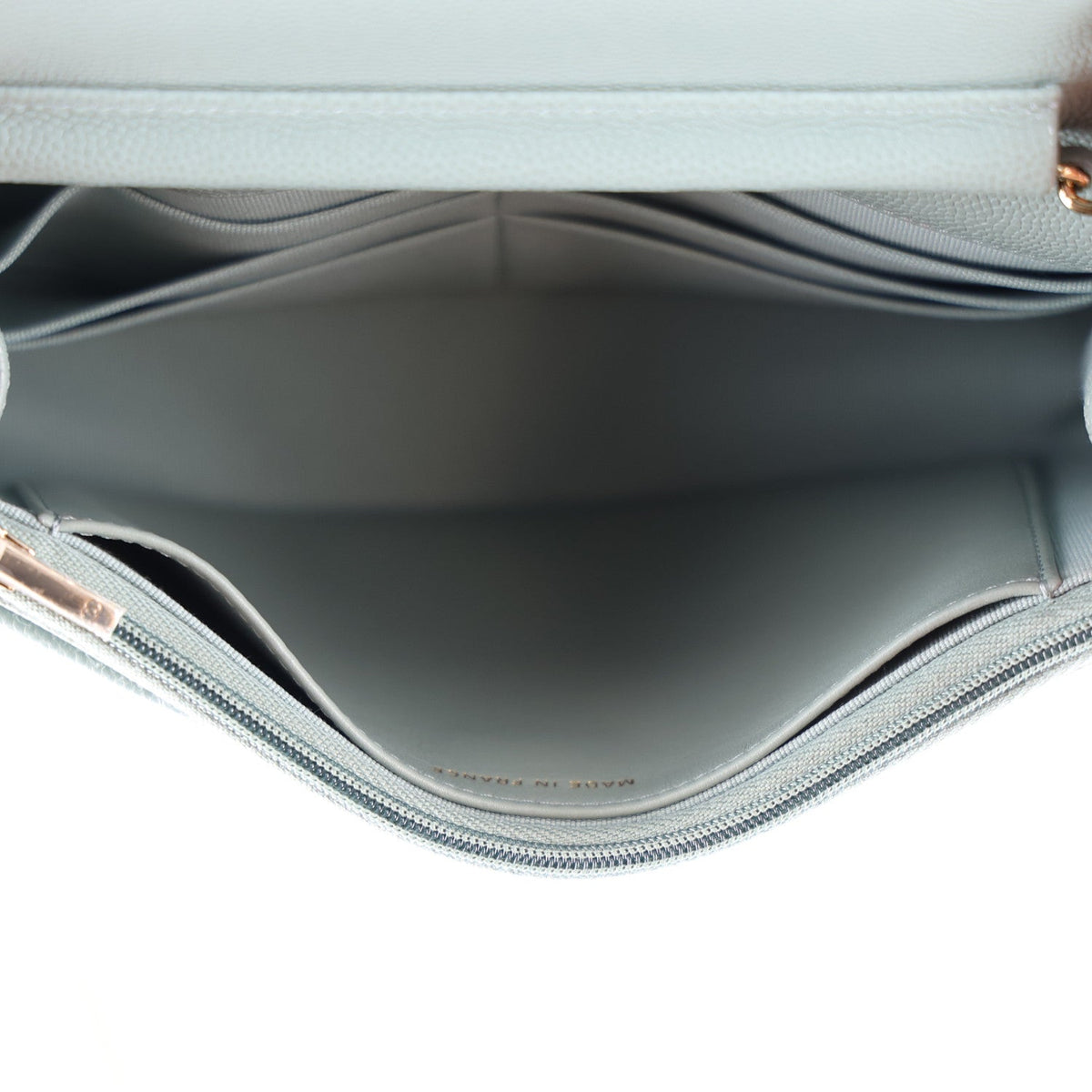 Caviar Quilted Wallet on Chain WOC Grey