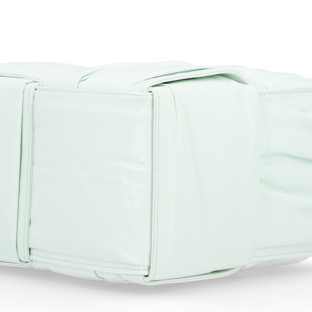 Foulard Intrecciato Pleated Medium Arco Tote Glacier