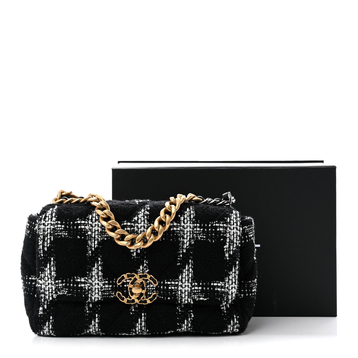 Tweed Quilted Medium Chanel 19 Flap Black White