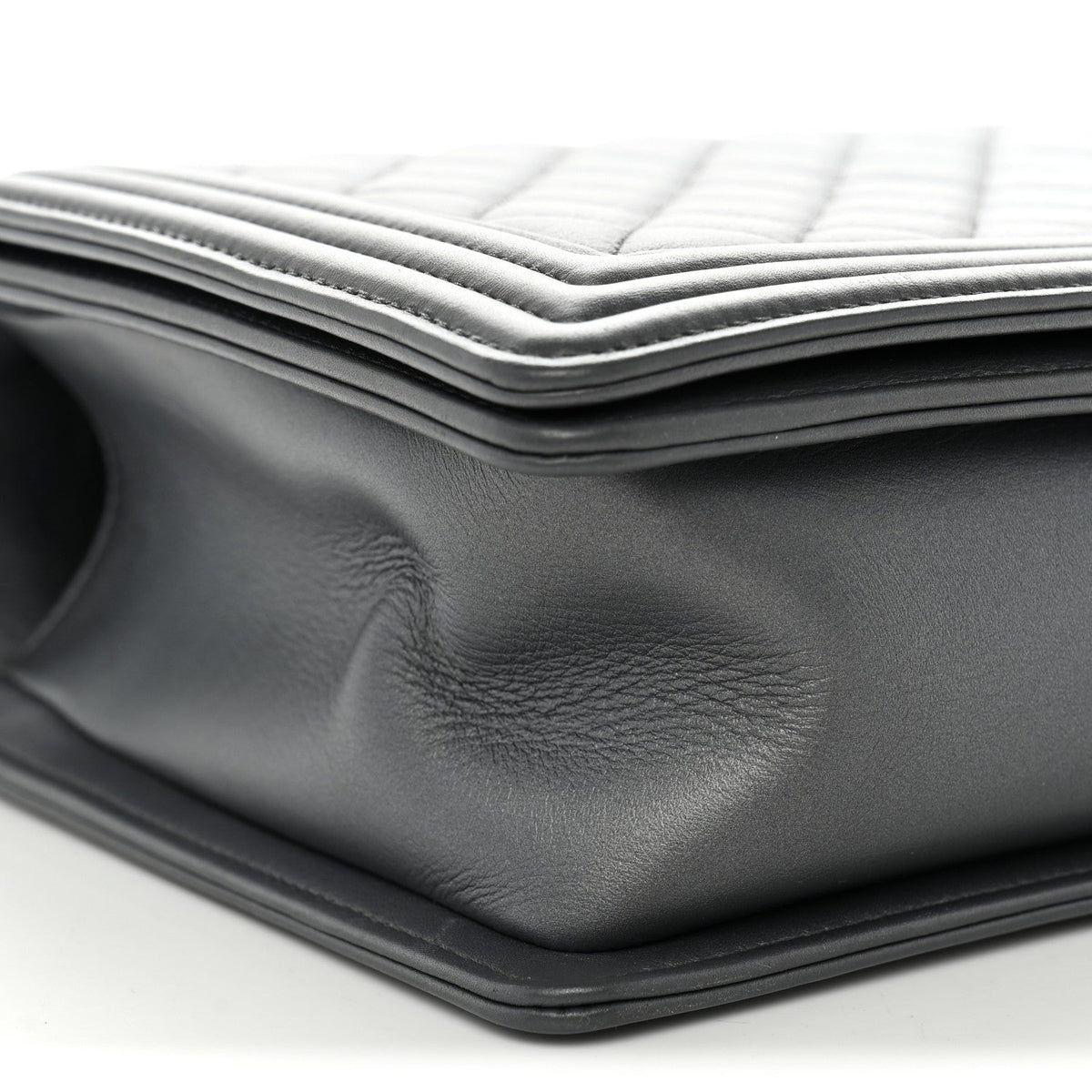Metallic Calfskin Quilted New Medium Boy Flap Grey