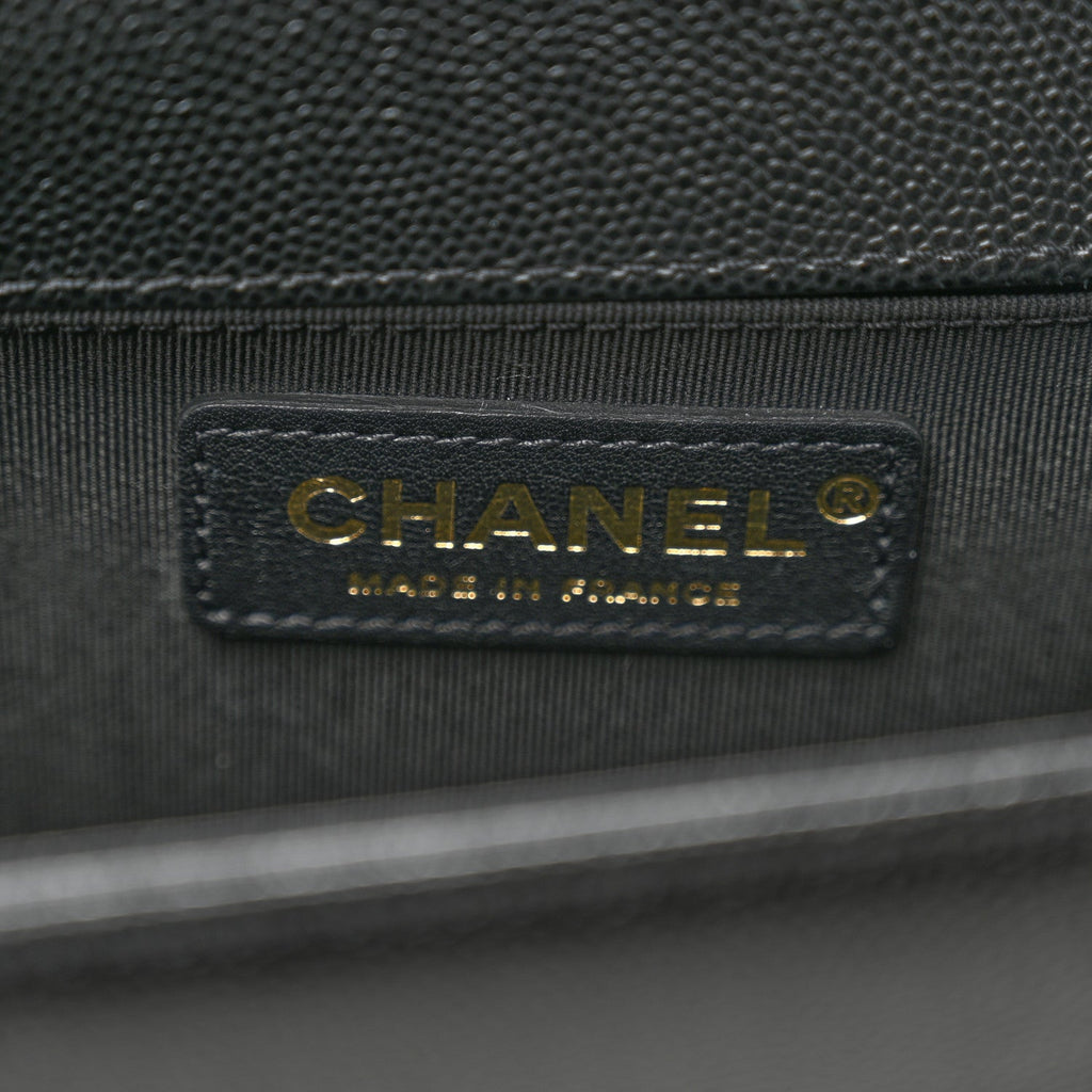 Caviar Quilted Medium Boy Flap Black
