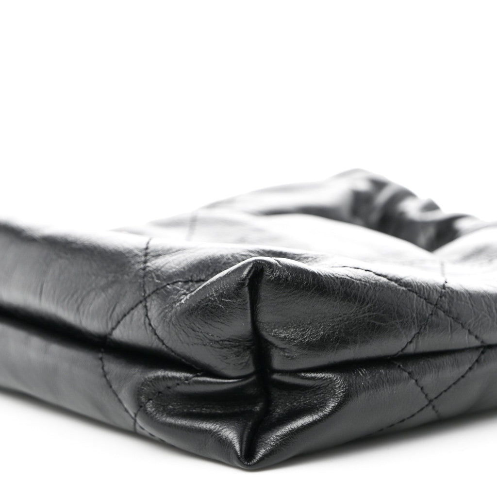 Shiny Crumpled Calfskin Quilted Pearl Mini Chanel 22 Black