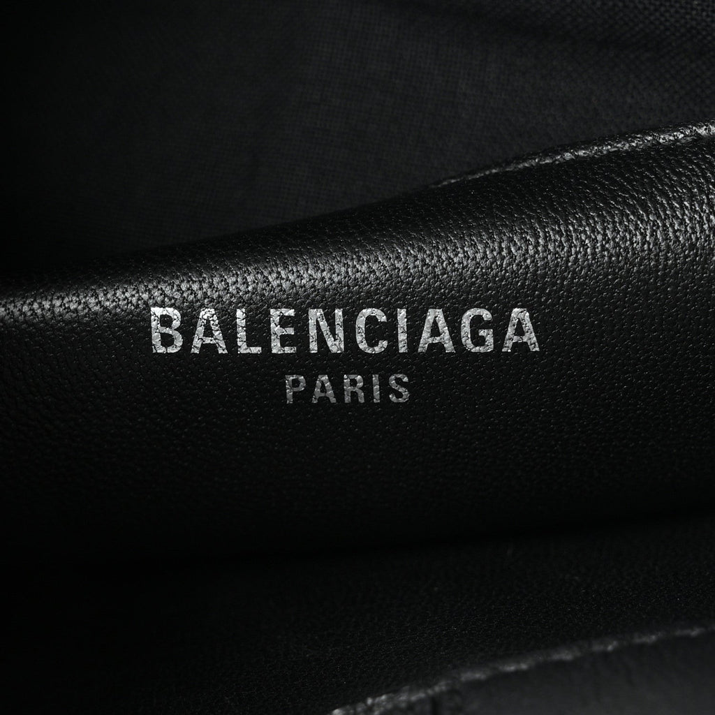 Grained Calfskin Medium Locker Hobo Black