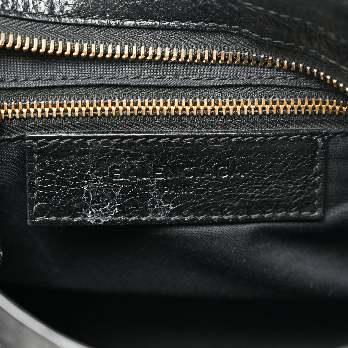 Agneau Giant 12 Gold Hardware Mini City Black