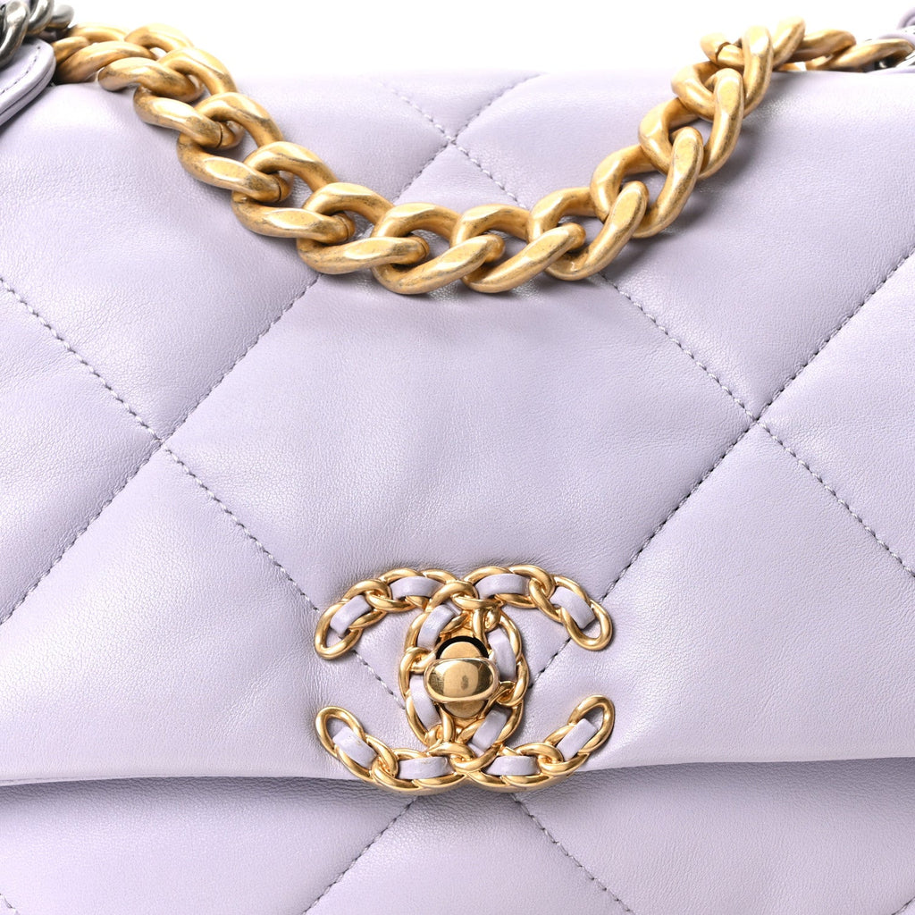 Lambskin Quilted Medium Chanel 19 Flap Light Purple